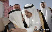 •	العاهل السعودي يمدد خدمة موظفين قياديين منهم المفتي العام