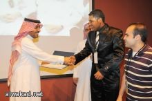 كاد ينبت فروعا طويلة في الاذن : جراحة لاستخراج جسم الغريب مكث أكثر من شهرين في اذن سعودية