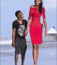 مخترع مصري يصمم سيارة تعمل بالماء والهواء