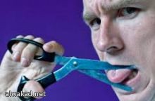 امرأة تاهت في الغابة فأنقذتها رسالة على الرمال