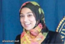 الطلابسبب الحر  ارتدوا التنانير احتجاجاً على منع السراويل القصيرة