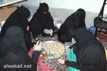 خمسة  الاف هندي يحضرون حفل زفا بقرة الي ثور