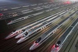 1500 عامل صيني يكملون تطوير خط سكة حديد في 8 ساعات ونصف