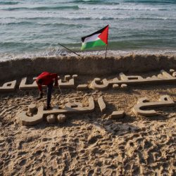 وزير إندونيسي يطالب بإصدار فتوى تدعو الأثرياء للزواج من الأسر الفقيرة وزير إندونيسي يطالب بإصدار فتوى تدعو الأثرياء للزواج من الأسر الفقيرة