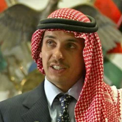 “وول ستريت جورنال”: قادة الإمارات والسعودية يرفضون التحدث إلى بايدن بشأن أوكرانيا والنفط