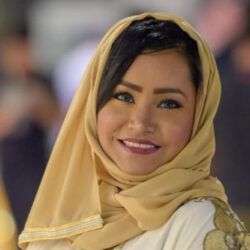 بين التجديد وبيعة التمديد بين التجديد وبيعة التمديد