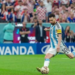 وزير الدفاع السعودي ونظيره البريطاني يوقعان خطة التعاون الدفاعي بين البلدين