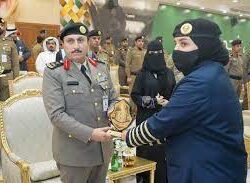وزير العدل يلتقي هلا التويجري رئيسَ هيئة حقوق الإنسان وزير العدل يلتقي هلا التويجري رئيسَ هيئة حقوق الإنسان