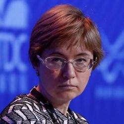 الجزائريون يختارون رئيسا جديدا بعد خمس سنوات من الحراك الشعبي وتبون الاوفر