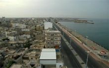 المتاجرة بأعضائهم أو بيع أولادهم