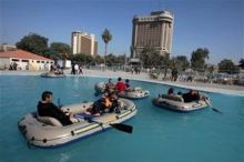 250 طالبا وطالبة يحتفلون بالعيد في اكستر بانجلترا