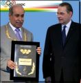 جائزة تميز من اتحاد اللجان الأوليمبية للشيخ عيسى بن راشد آل خليفة