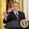 بوش يبحث أسعار النفط أثناء رحلته إلى السعودية