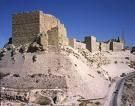 سلامة أسوار قلعة الكرك التاريخية