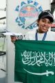 سعودية تحلق بالمملكة في سماء مدينة سالزبورغ النمساوية بطائرة ورقية