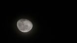 القمر بصحبة الشمس.. سماء العالم العربي تشهد مساء أول ظاهرة فلكية في عام 2022
