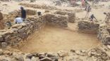 استئناف أعمال التنقيب في موقع عشم الأثري بالباحة